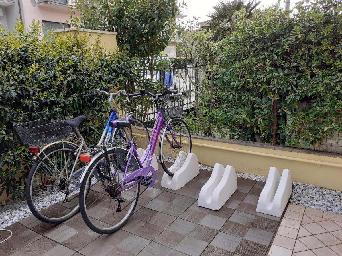 Minzoni94 - Twobedroom+Garden Lido di Camaiore Ngoại thất bức ảnh